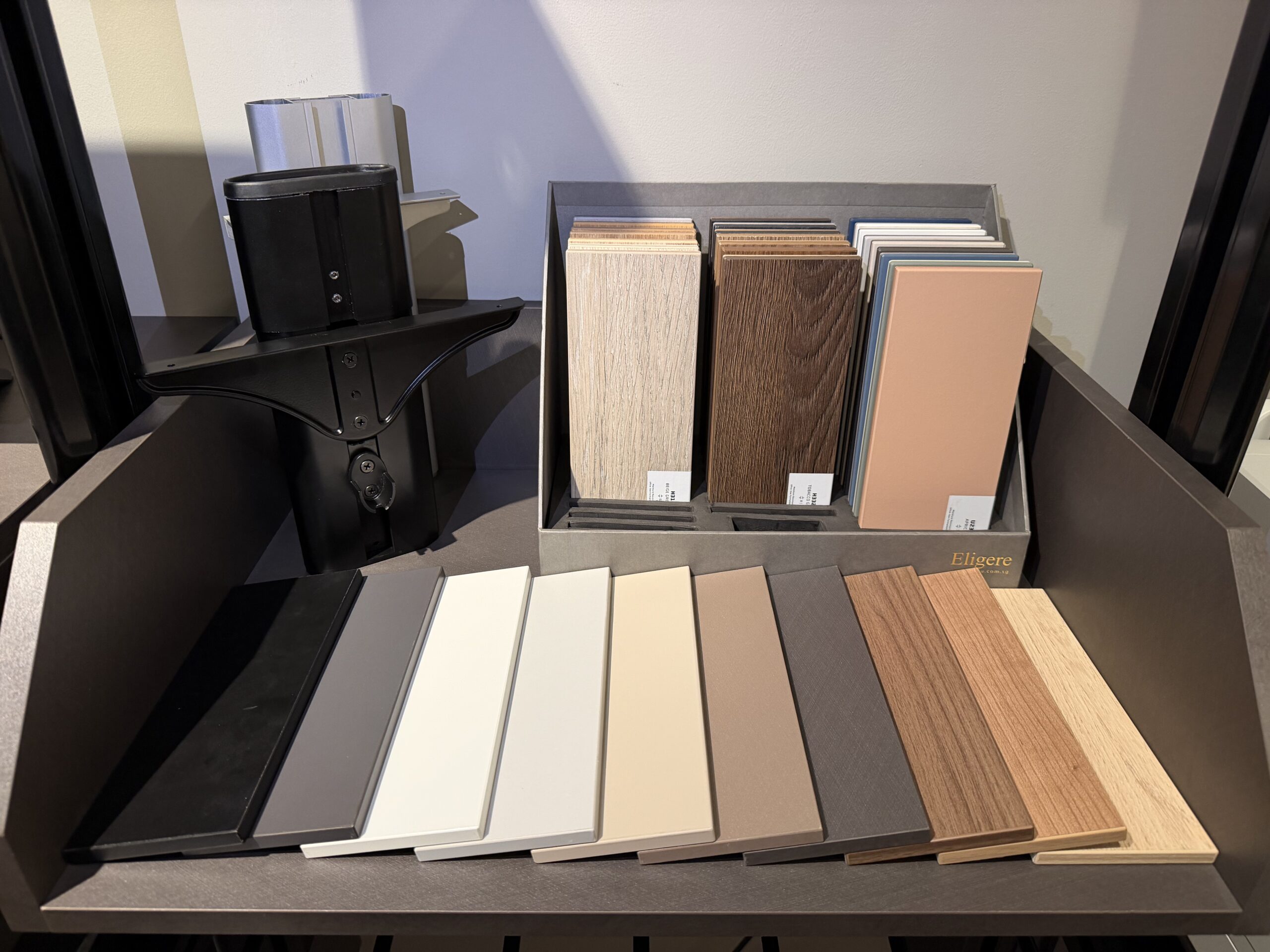 3. Color Chart Egger