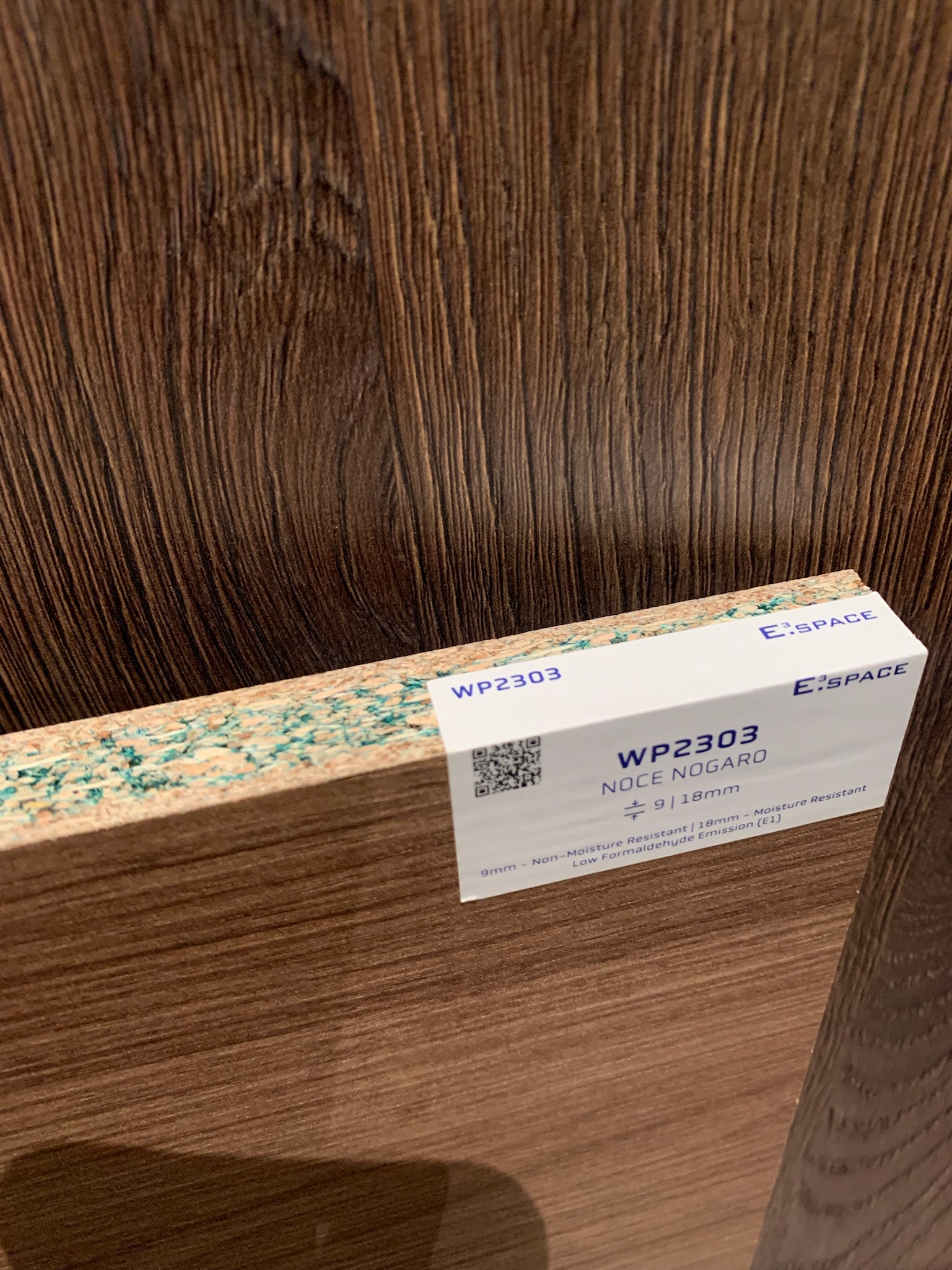 4. Melamine faced chipboard E1